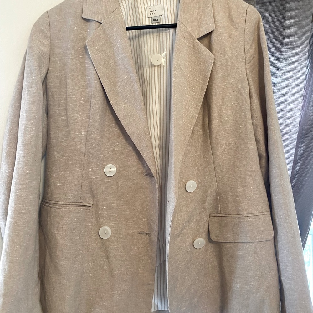 Never-worn, twill button-up jacket